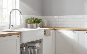 Farmhouse Sink Water Filtration: Best Options